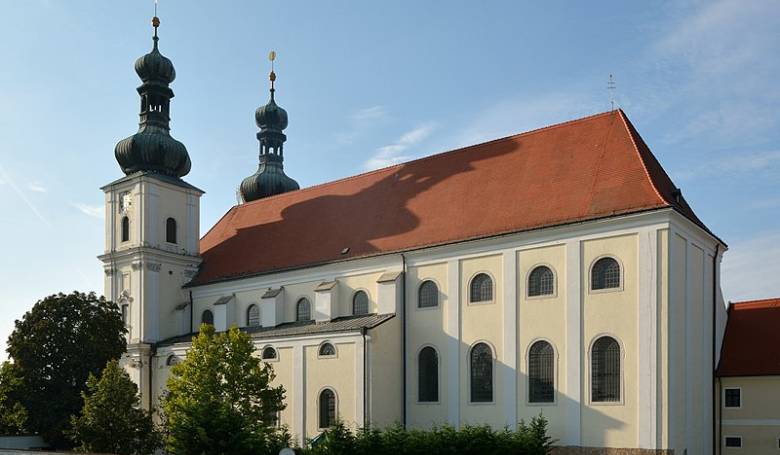 Vo Frauenkirchene hrienici njdu ztitu Matky Boej