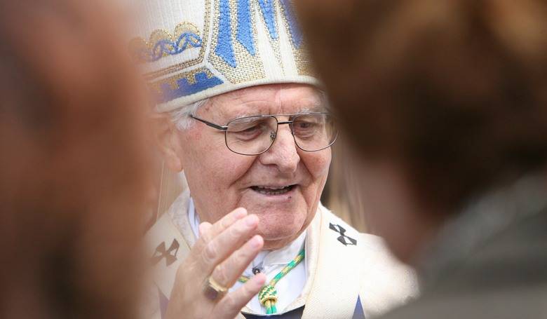Emeritn trnavsk arcibiskup Jn Sokol oslvi 90 rokov