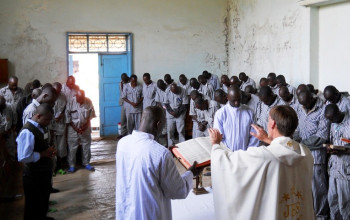 Omša vo väznici a naše vlastné väzenie Omša vo väznici a naše vlastné väzenie