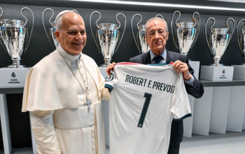 Vo futbale aj v živote vyhrávame spoločne Vo futbale aj v živote vyhrávame spoločne